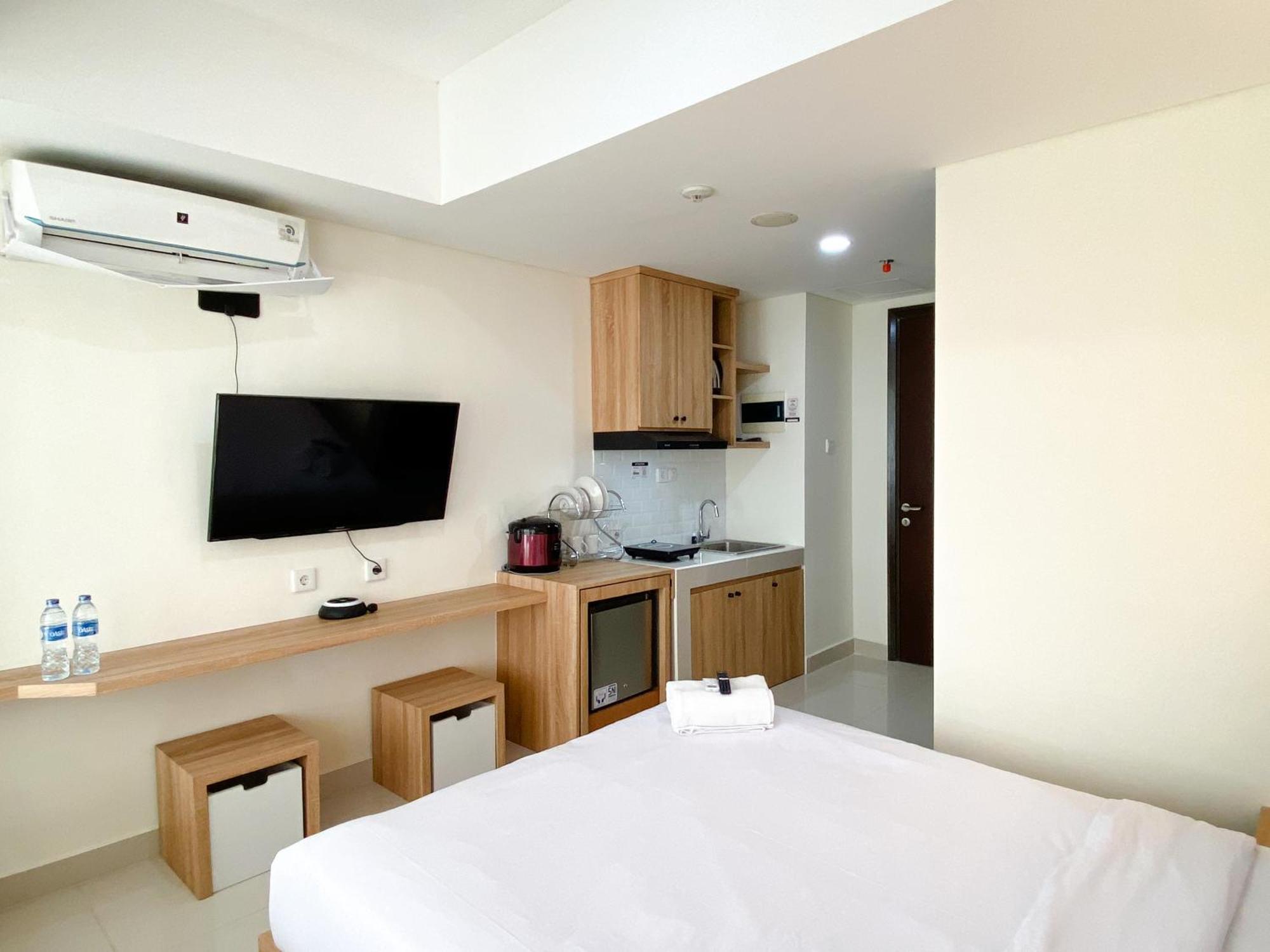 Simply Look Studio Room Pollux Chadstone Apartment By Travelio Cikarang Eksteriør billede